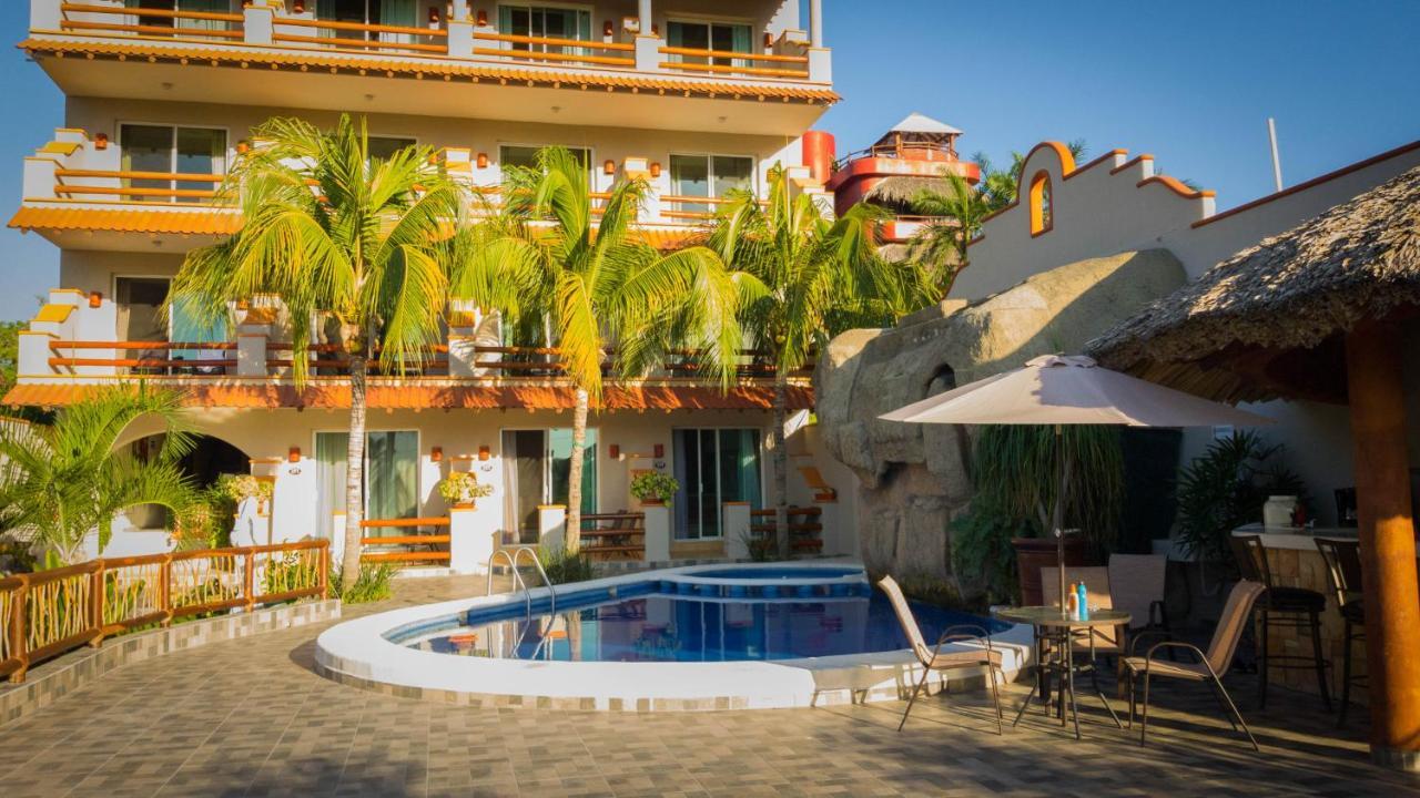 Bonito Hotel By Arans Zihuatanejo Exterior foto