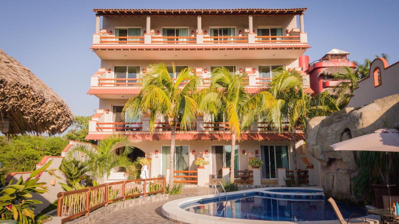 Bonito Hotel By Arans Zihuatanejo Exterior foto