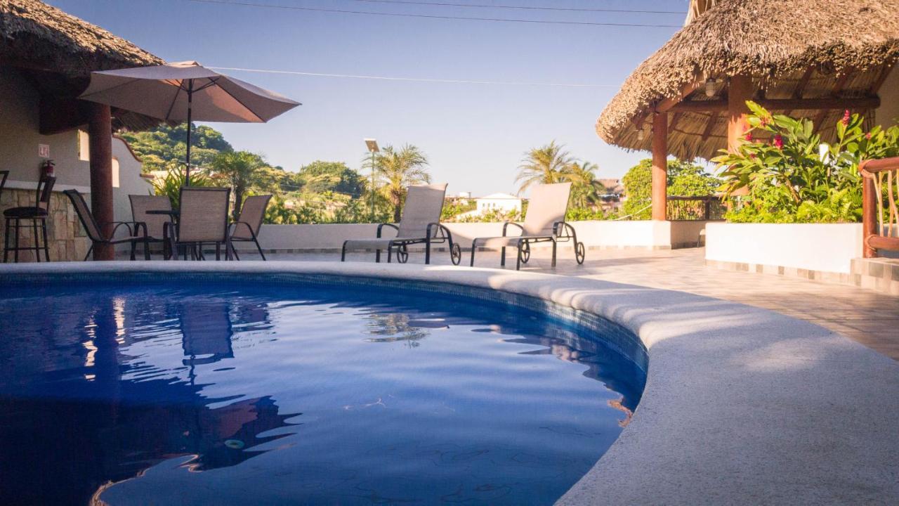 Bonito Hotel By Arans Zihuatanejo Exterior foto
